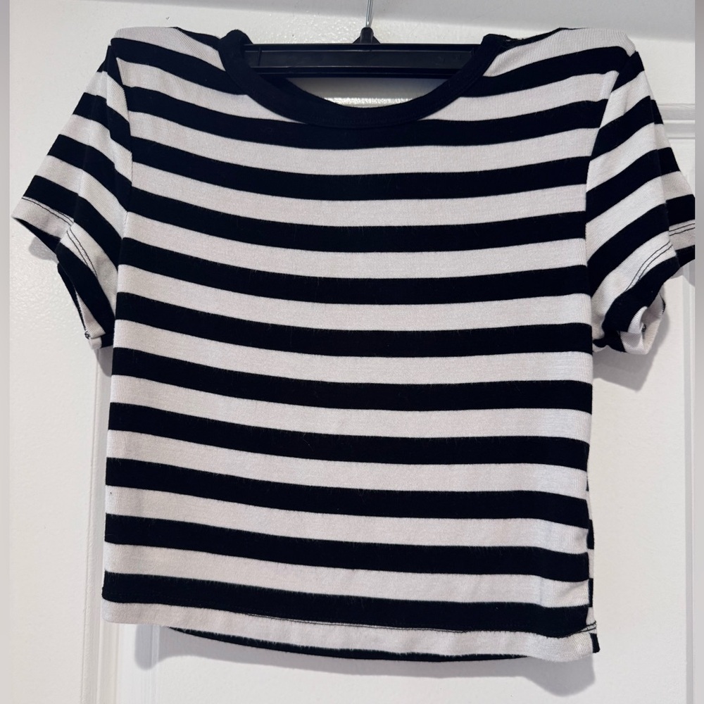 Zara black and white stripe short sleeve tee size M